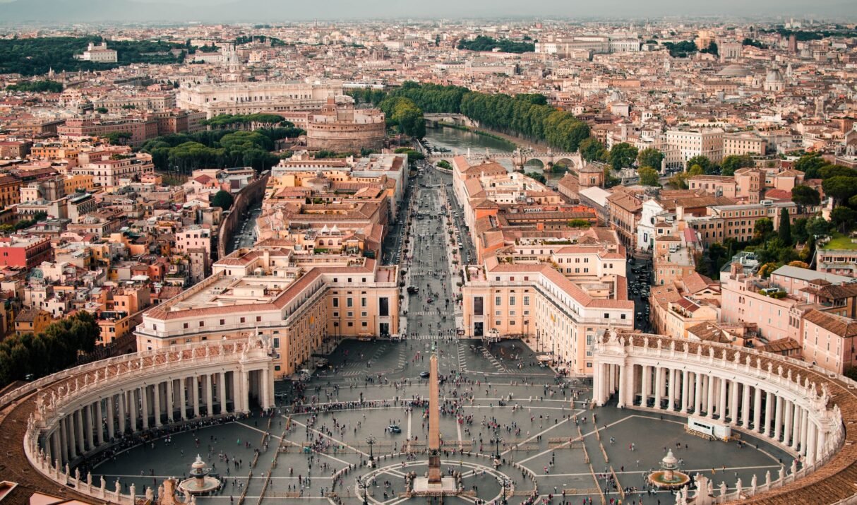 Weed in Vatican City (2026): Legal Status, Enforcement Reality, and Visitor Awareness