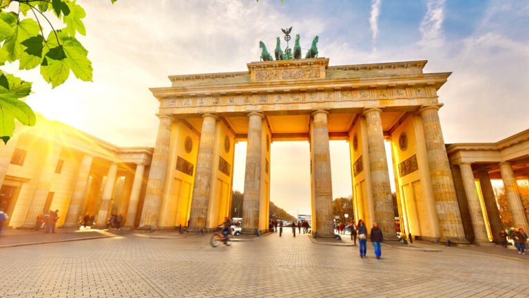 Weed in Berlin (2026): Cannabis 420 City Landscape and Visitor Guidance